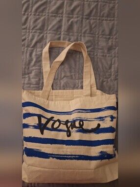 Canvas Tote Bag with Blue Stripe 'Vogue' Print